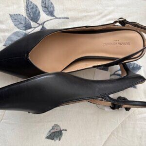 Banana Republic Kitten Heel Slingback Vegan 7.5